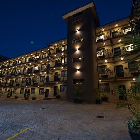 Speke Apartments Kitante Kampala Exterior photo