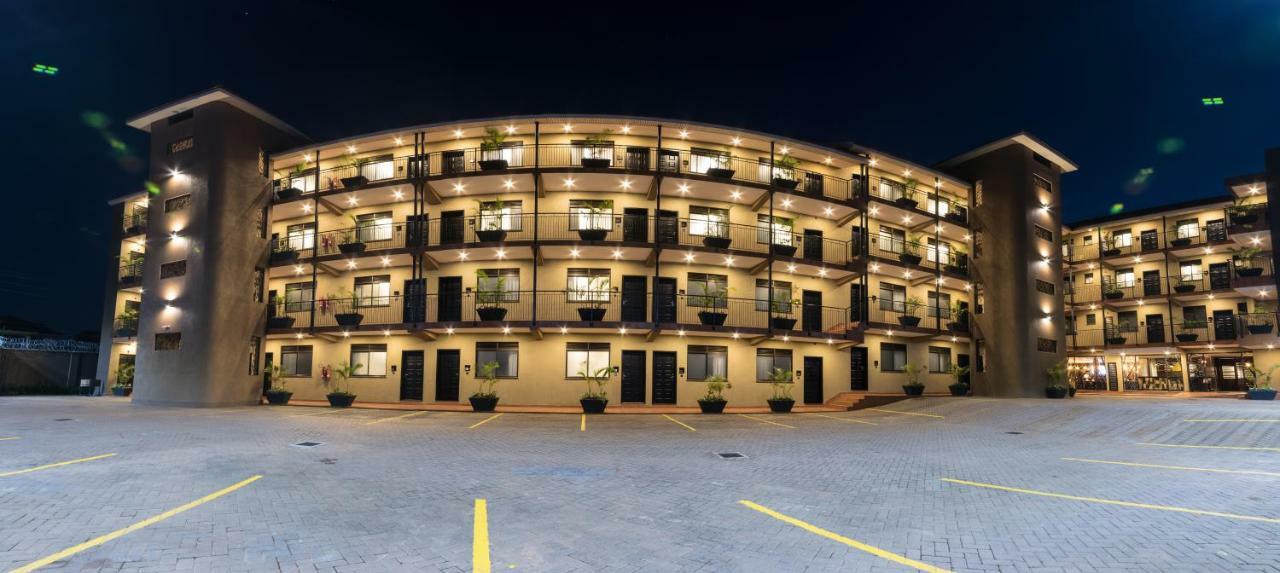 Speke Apartments Kitante Kampala Exterior photo